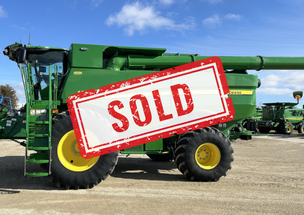 2023 John Deere S790