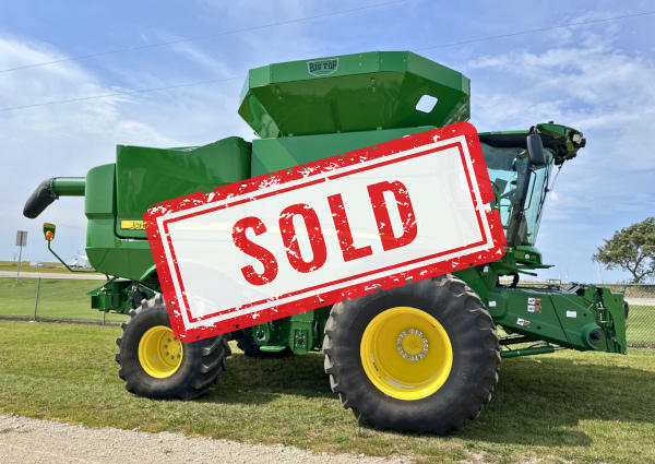 2022 John Deere S780