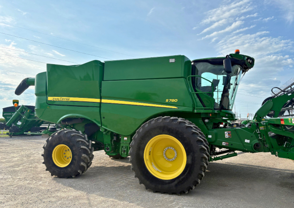 2020 John Deere S780